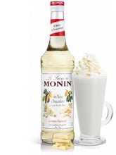 Skab luksuriøse cocktails, varme chokoladedrikke og desserter med den delikate smag af Monin Hvid Chokolade Sirup